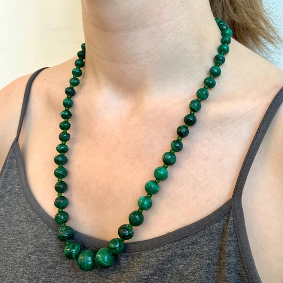 Natural Green Malachite Graduated Stone Bead Necklaces-Vintage - Picture 5 of 6